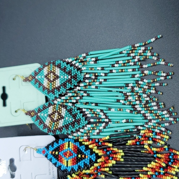 NWT Handmade Southwestern  Aztec Seedbead Tassel Dangle Earrings Plated 2 Choice - Picture 5 of 8